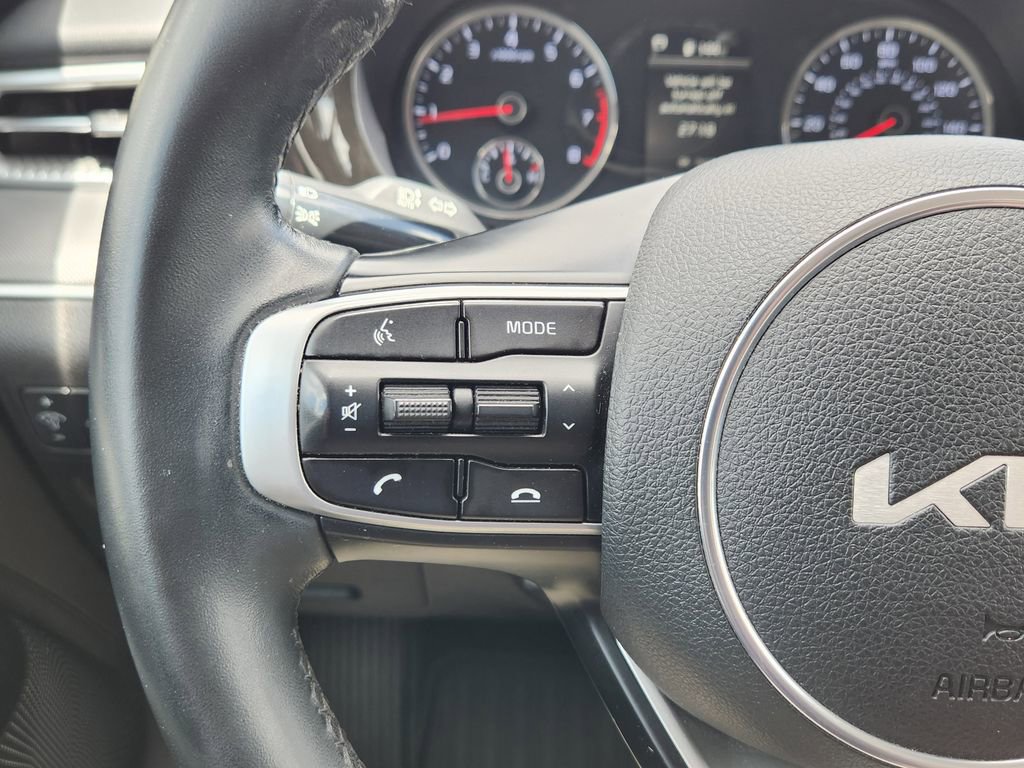 Used 2022 Kia K5 LXS AWD/4WD image 26