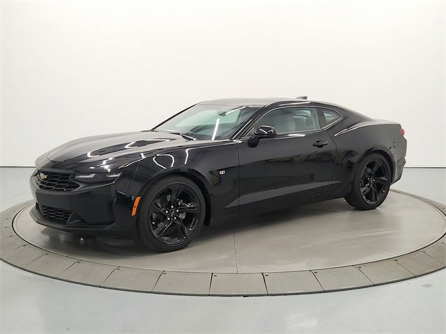 Used 2024 Chevrolet Camaro LT image 3