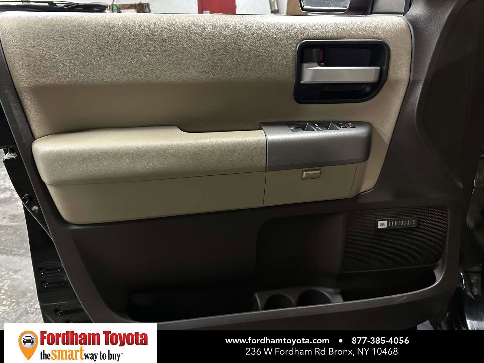 Used 2011 Toyota Sequoia Limited AWD/4WD image 20