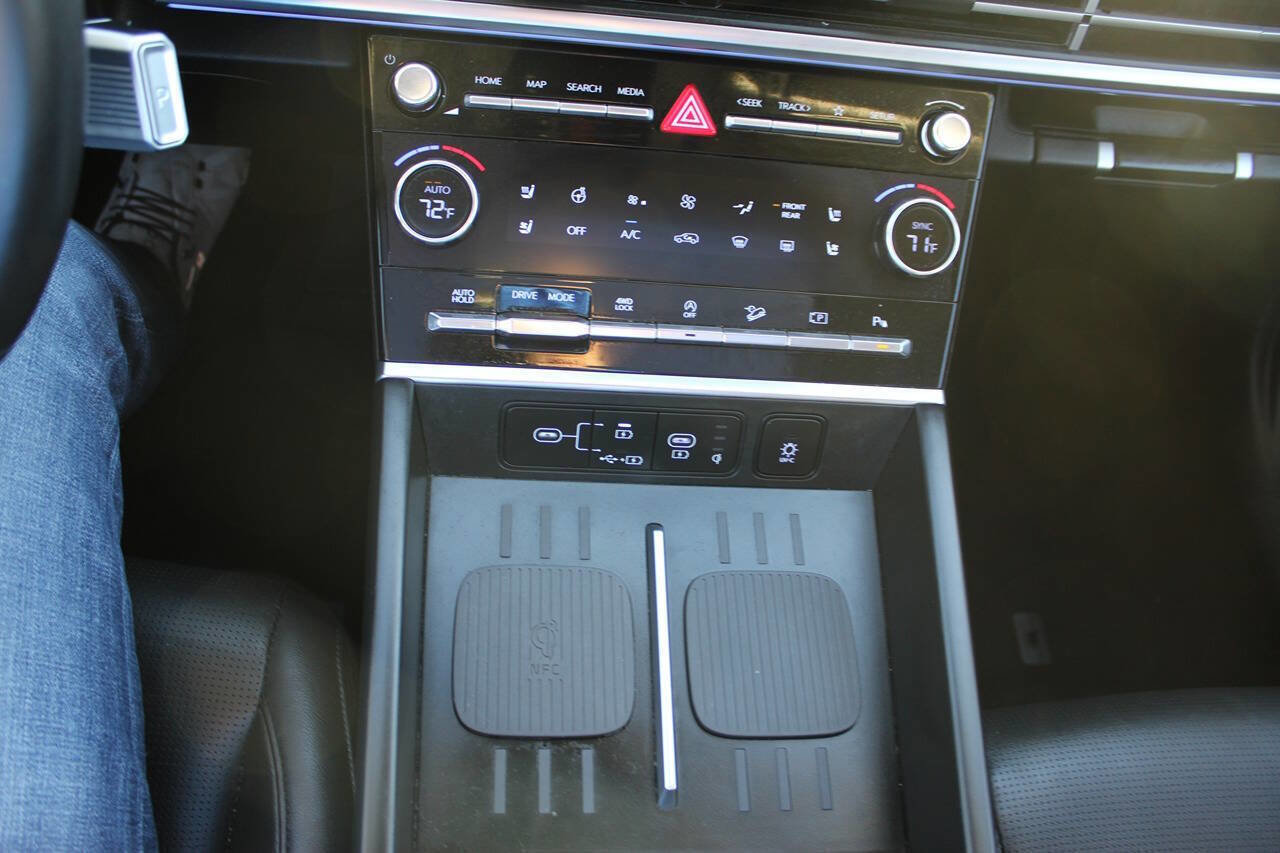 Used 2024 Hyundai Santa Fe Limited image 20