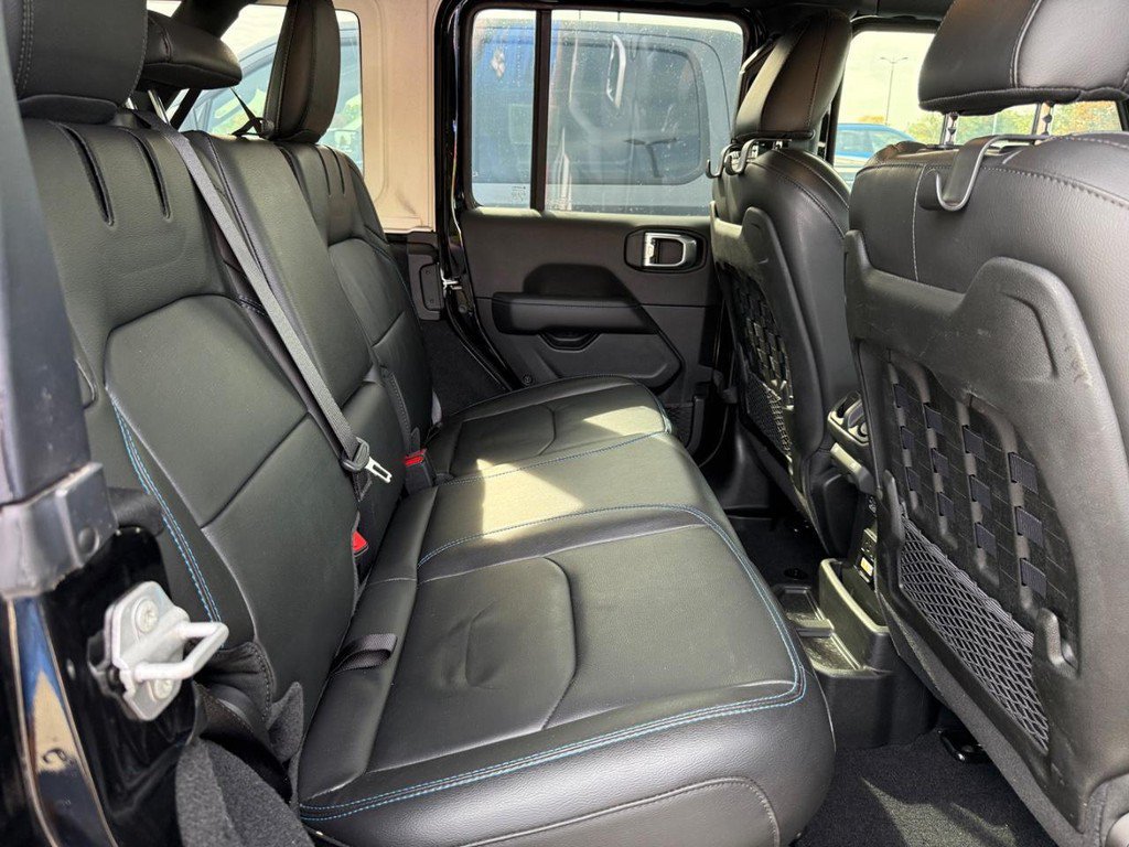 Used 2023 Jeep Wrangler Unlimited Rubicon 4xe w/ Cold Weather Group AWD/4WD image 6