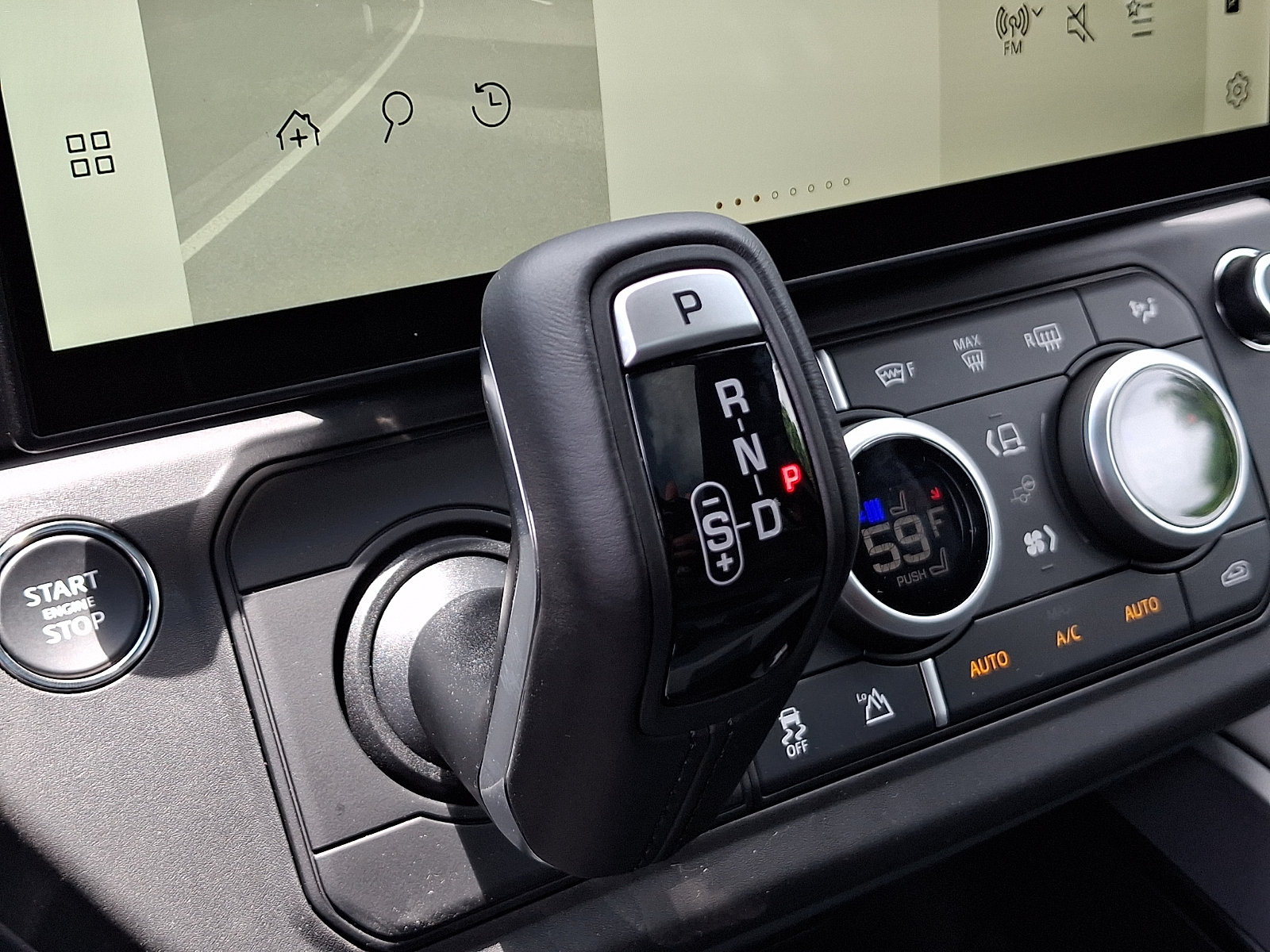 New 2026 Land Rover Defender 110 X-Dynamic SE AWD/4WD image 11