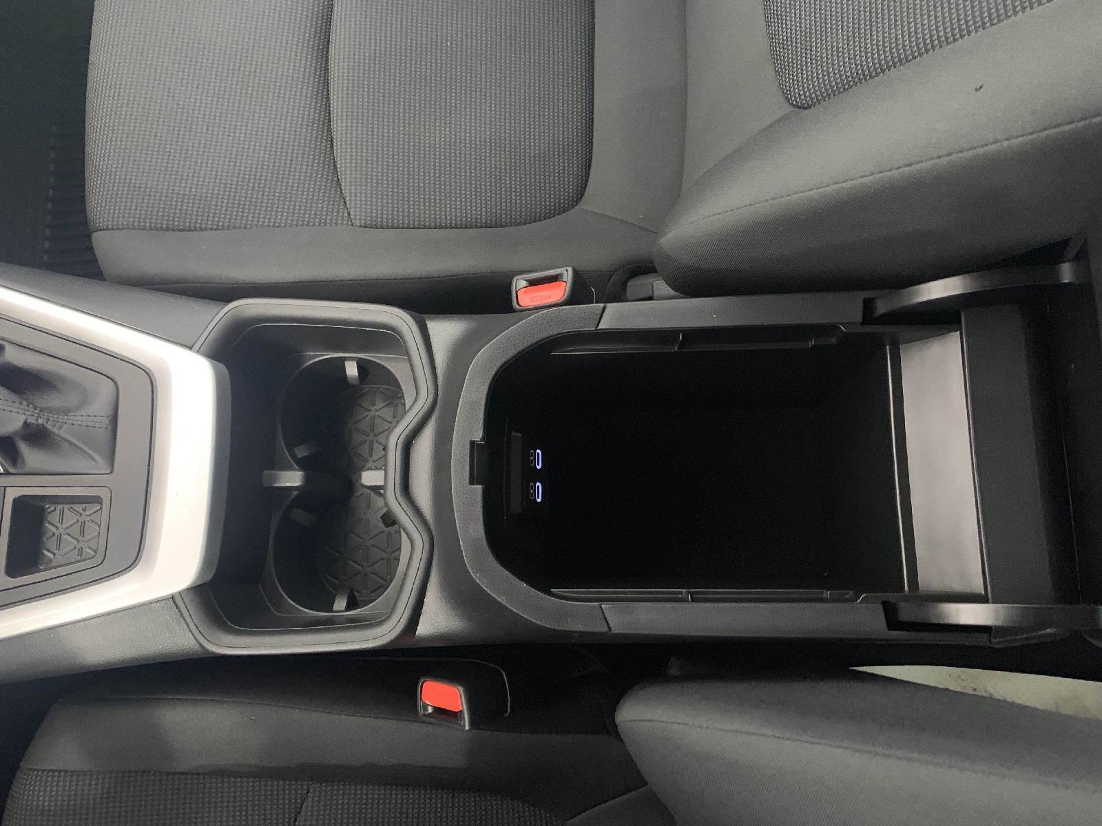 Used 2023 Toyota RAV4 LE image 29