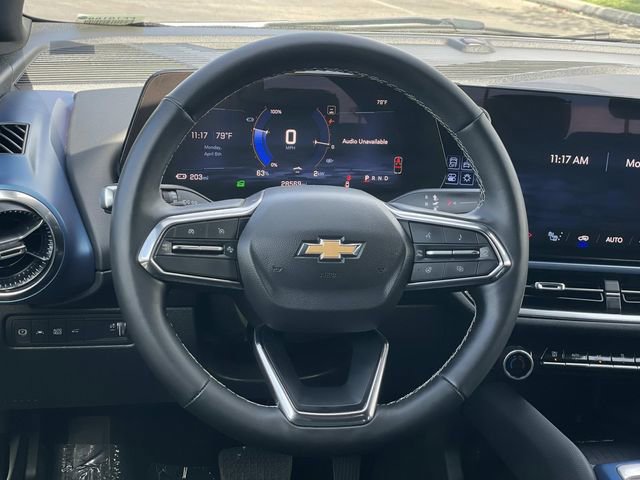 Used 2025 Chevrolet Equinox EV LT w/ Convenience Package image 8