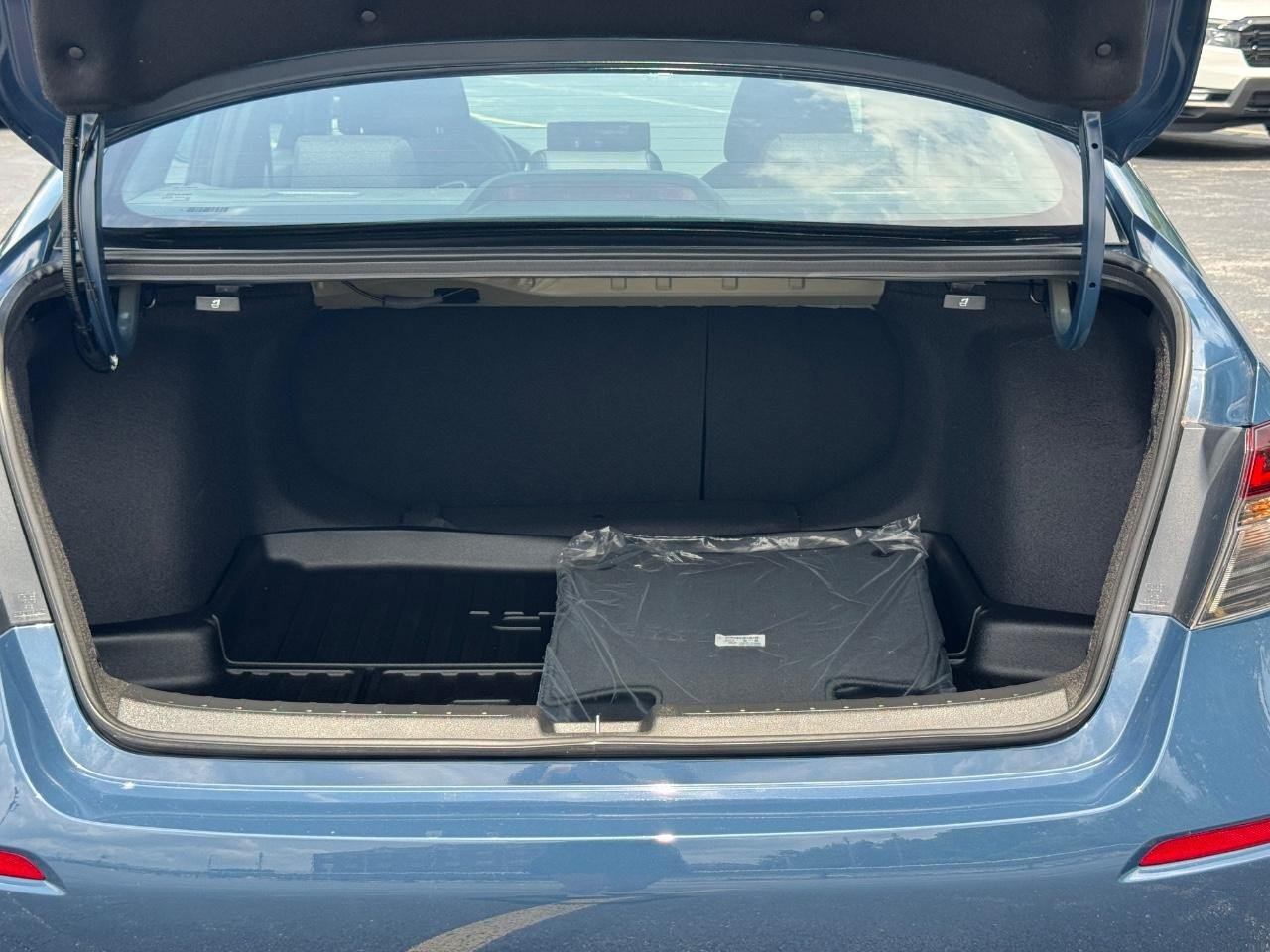 Certified 2026 Honda Civic FWD Hybrid Sedan image 5