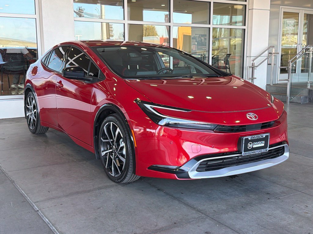 Certified 2026 Toyota Prius Plug-In Hybrid FWD image 8
