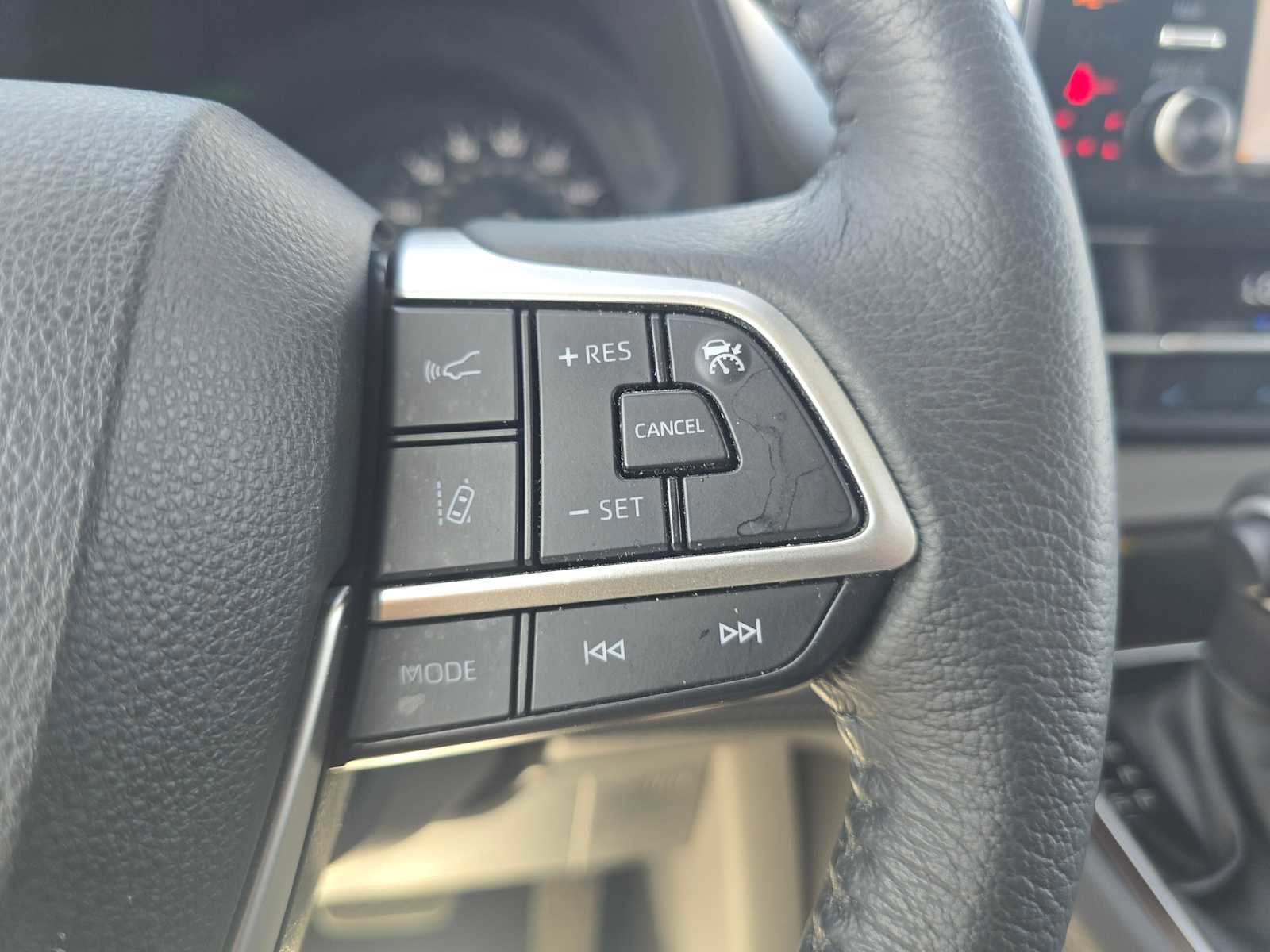 Used 2022 Toyota Sienna XLE w/ XLE Plus Package image 30
