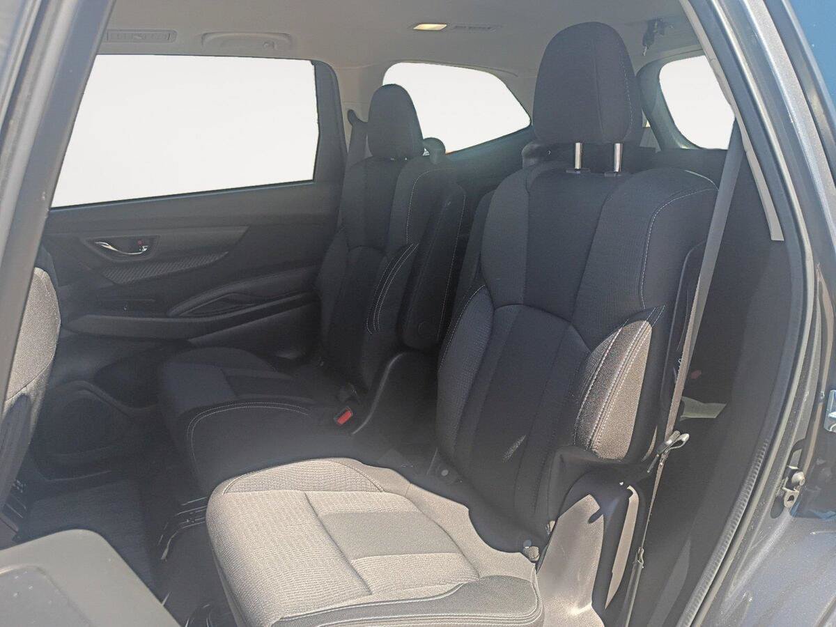 Used 2025 Subaru Ascent Premium AWD/4WD image 13