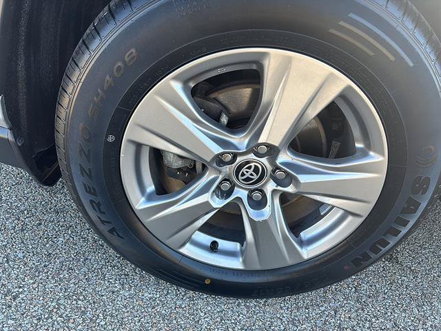Used 2024 Toyota RAV4 XLE w/ Weather Package AWD/4WD image 9