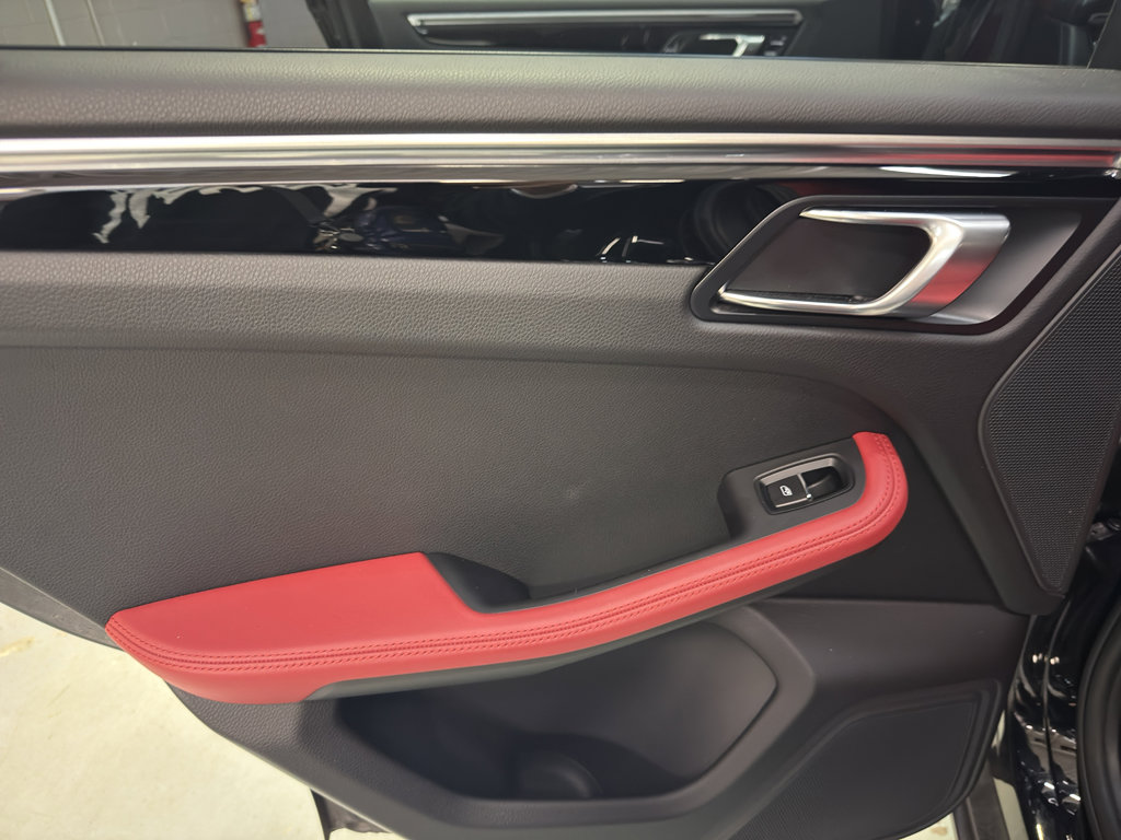 Used 2019 Porsche Macan image 29