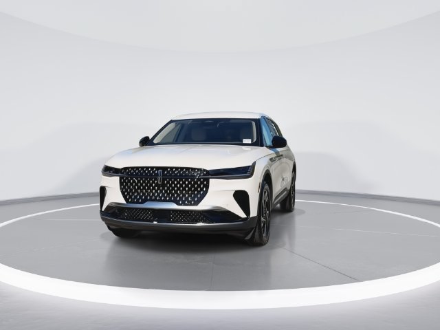 New 2026 Lincoln Nautilus Premier AWD/4WD image 3