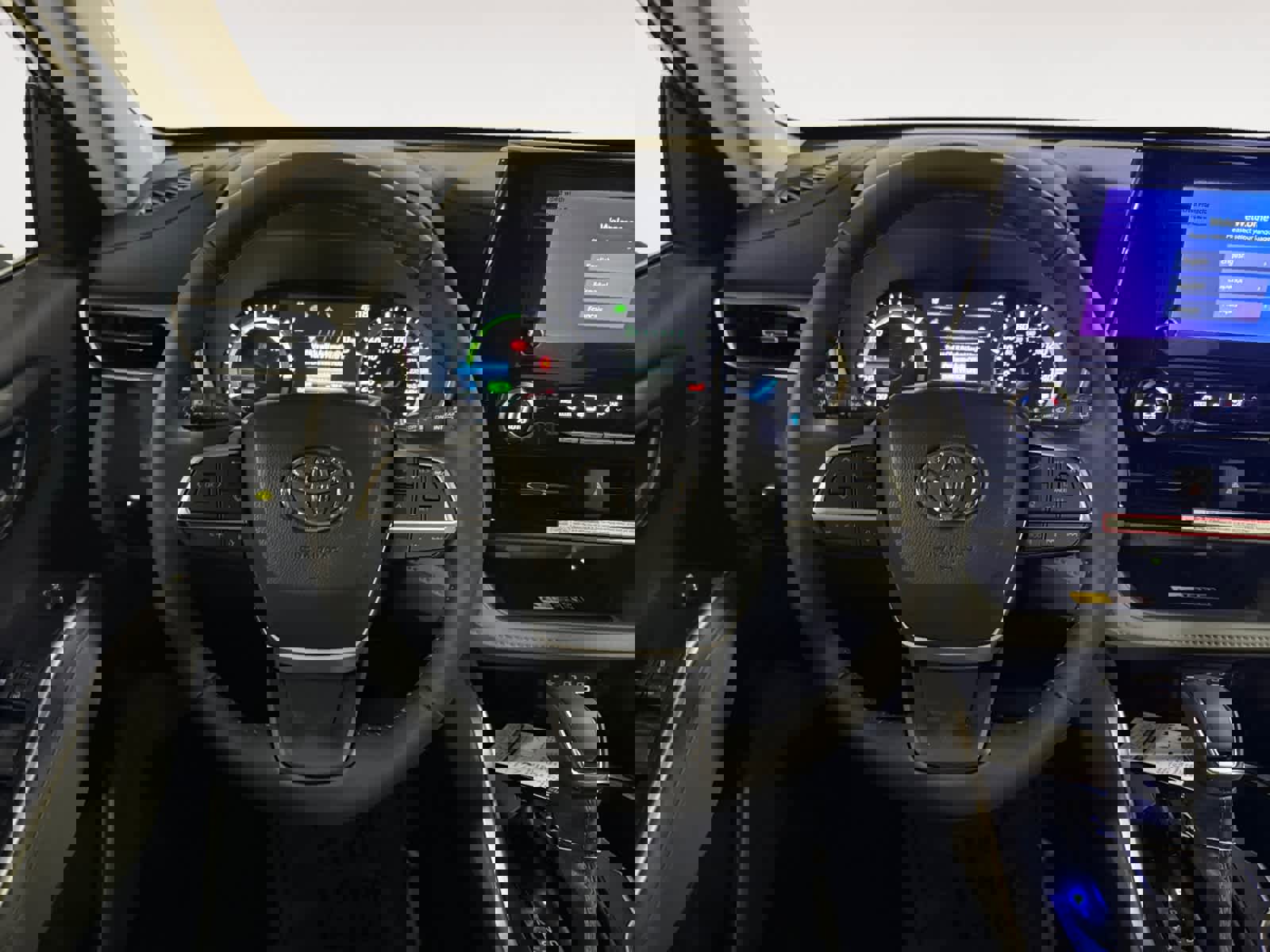 New 2026 Toyota Highlander XLE image 12