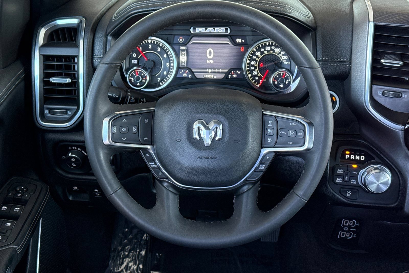 Used 2025 RAM 1500 Laramie AWD/4WD image 19