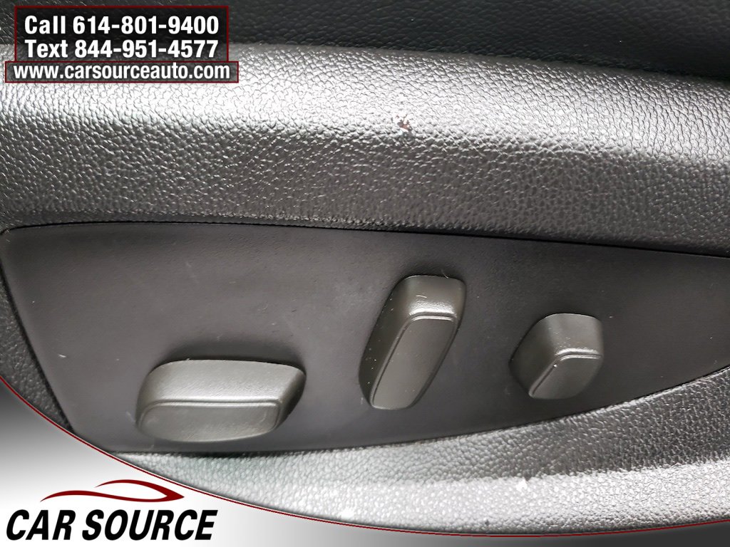 Used 2015 GMC Yukon XL SLT w/ Open Road Package image 18