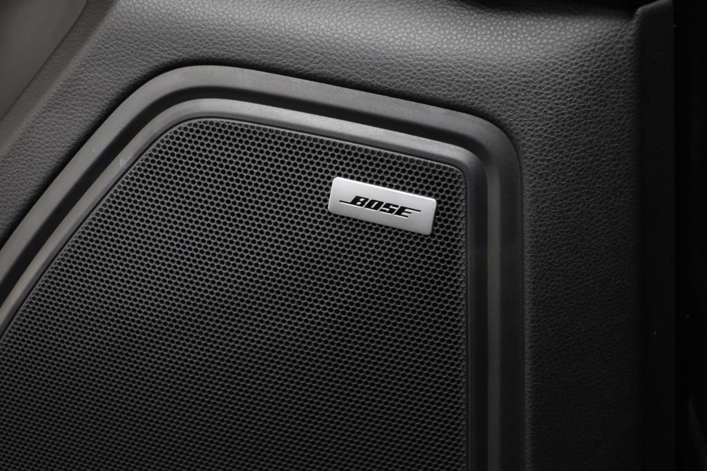 Used 2024 Porsche Macan AWD/4WD image 7