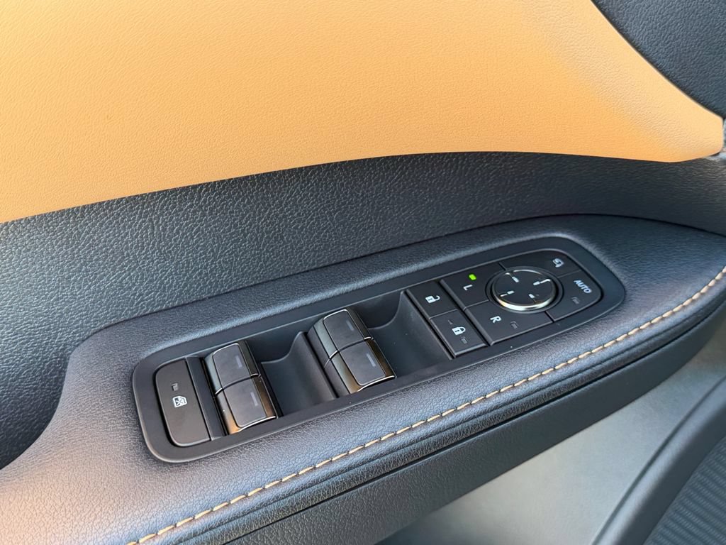 New 2026 Lexus RX 350h AWD/4WD image 11
