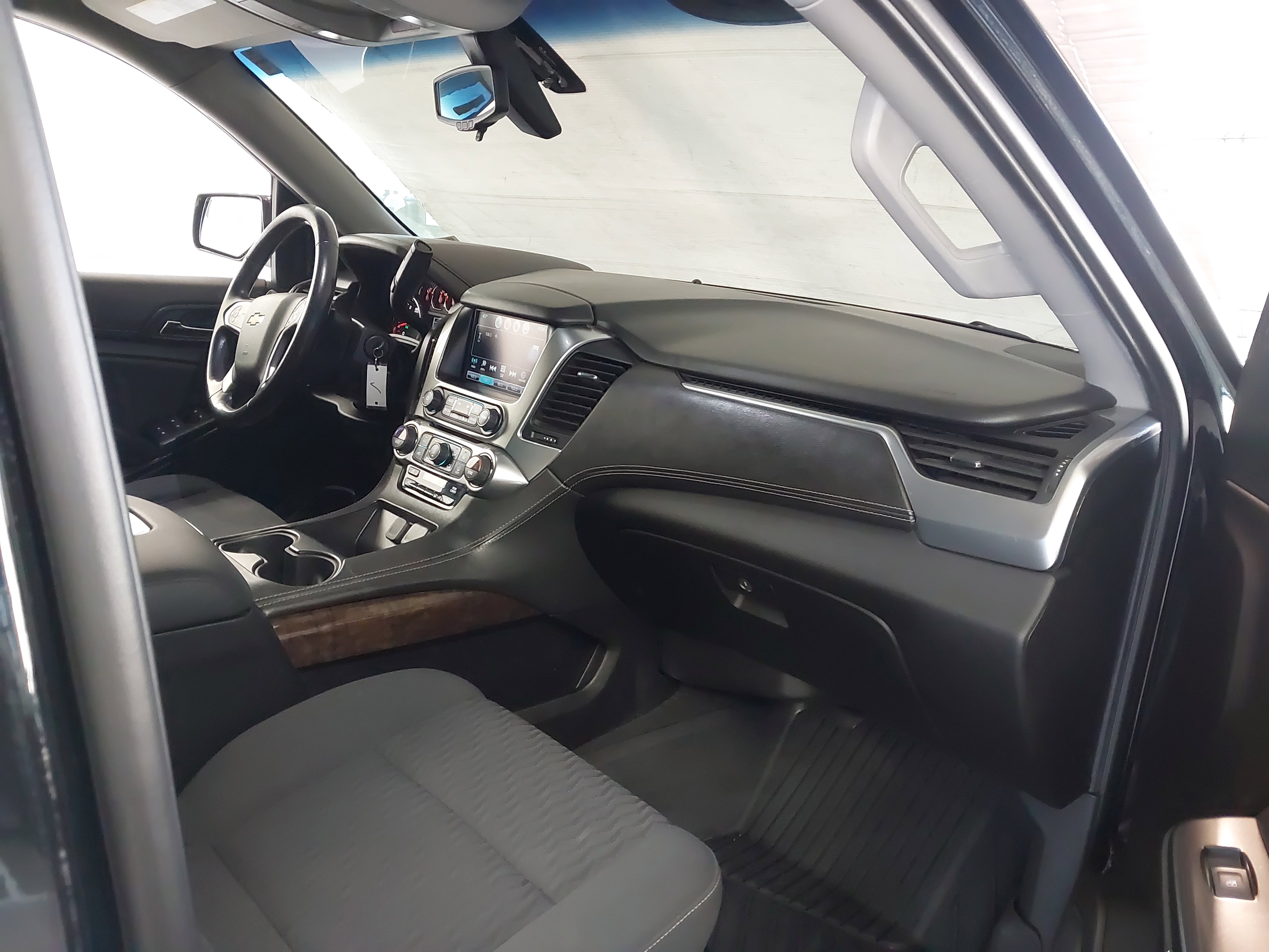 Used 2019 Chevrolet Tahoe LS image 29