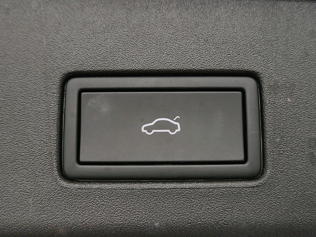 Used 2022 Volkswagen ID.4 Pro S AWD/4WD image 26