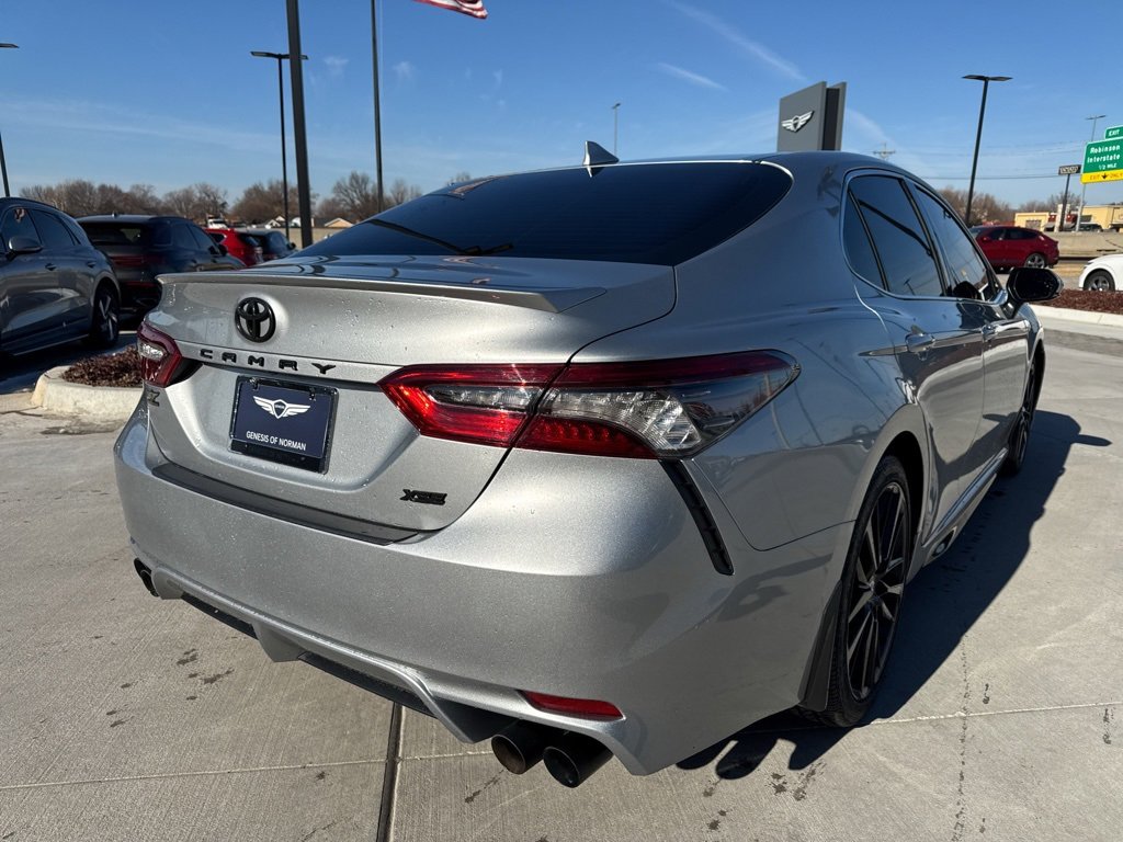 Used 2023 Toyota Camry XSE image 4