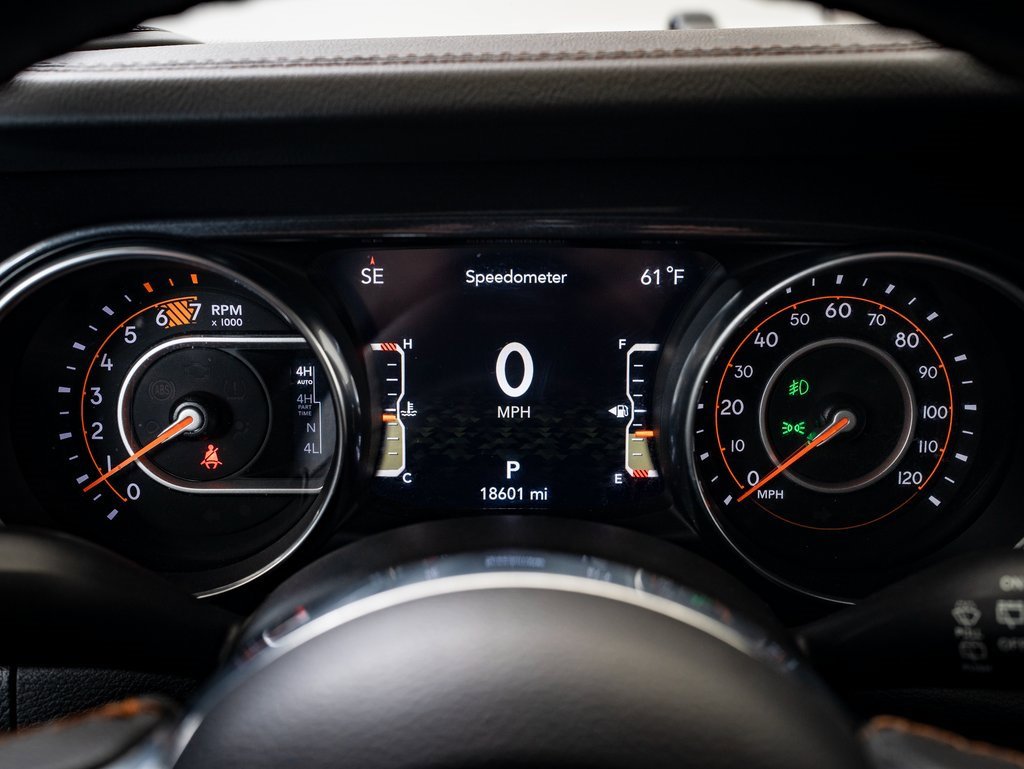 Used 2023 Jeep Wrangler Unlimited Rubicon 392 image 28