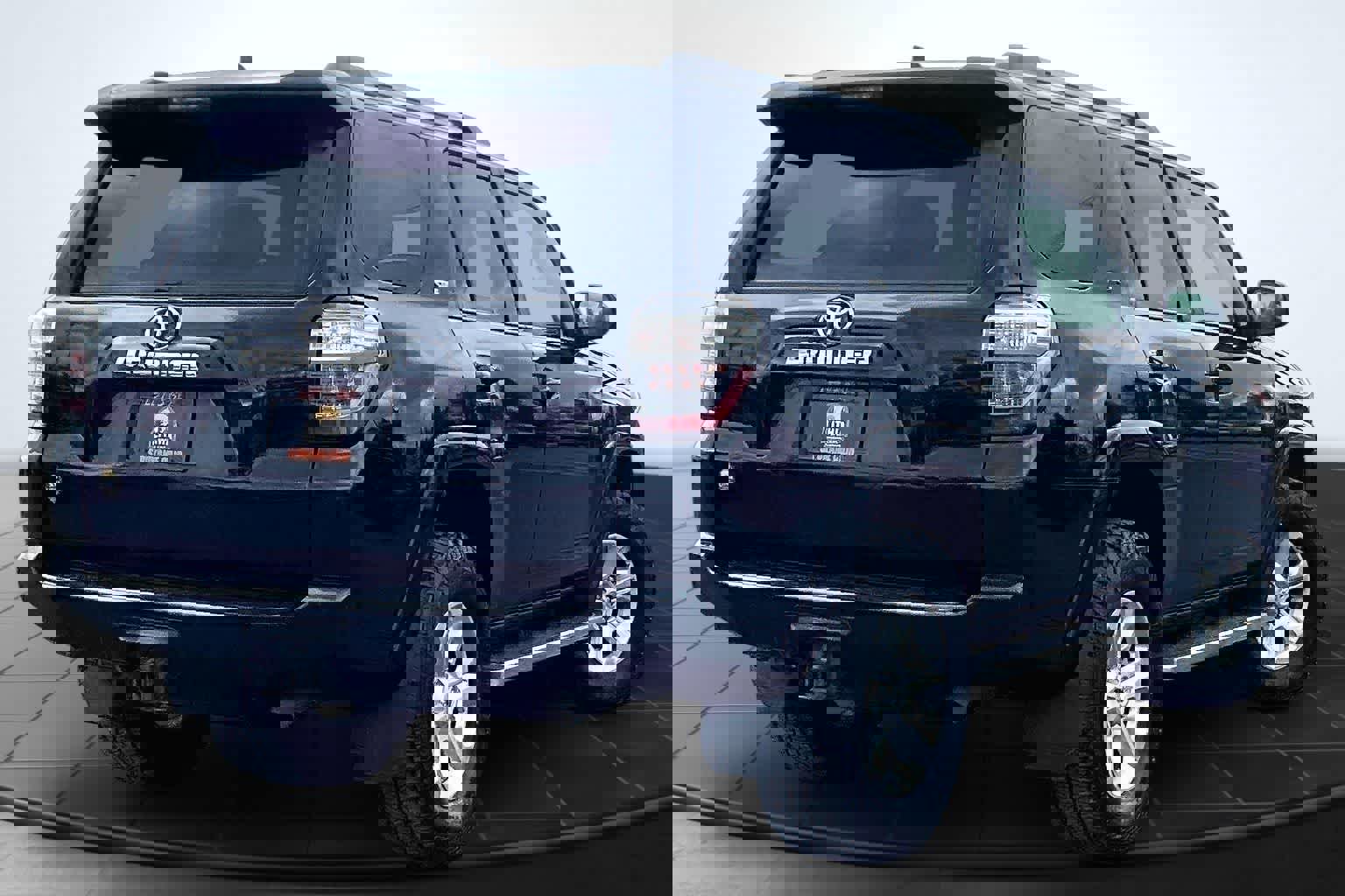 Used 2020 Toyota 4Runner SR5 image 23