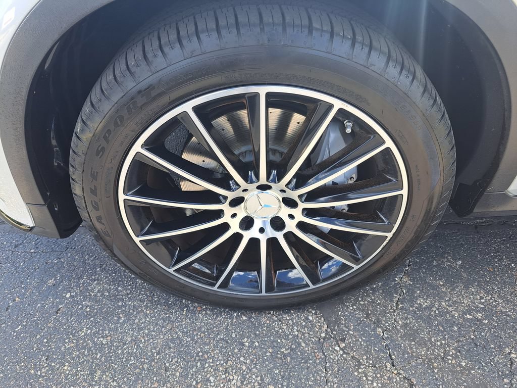Used 2018 Mercedes-Benz GLC 43 AMG 4MATIC image 35