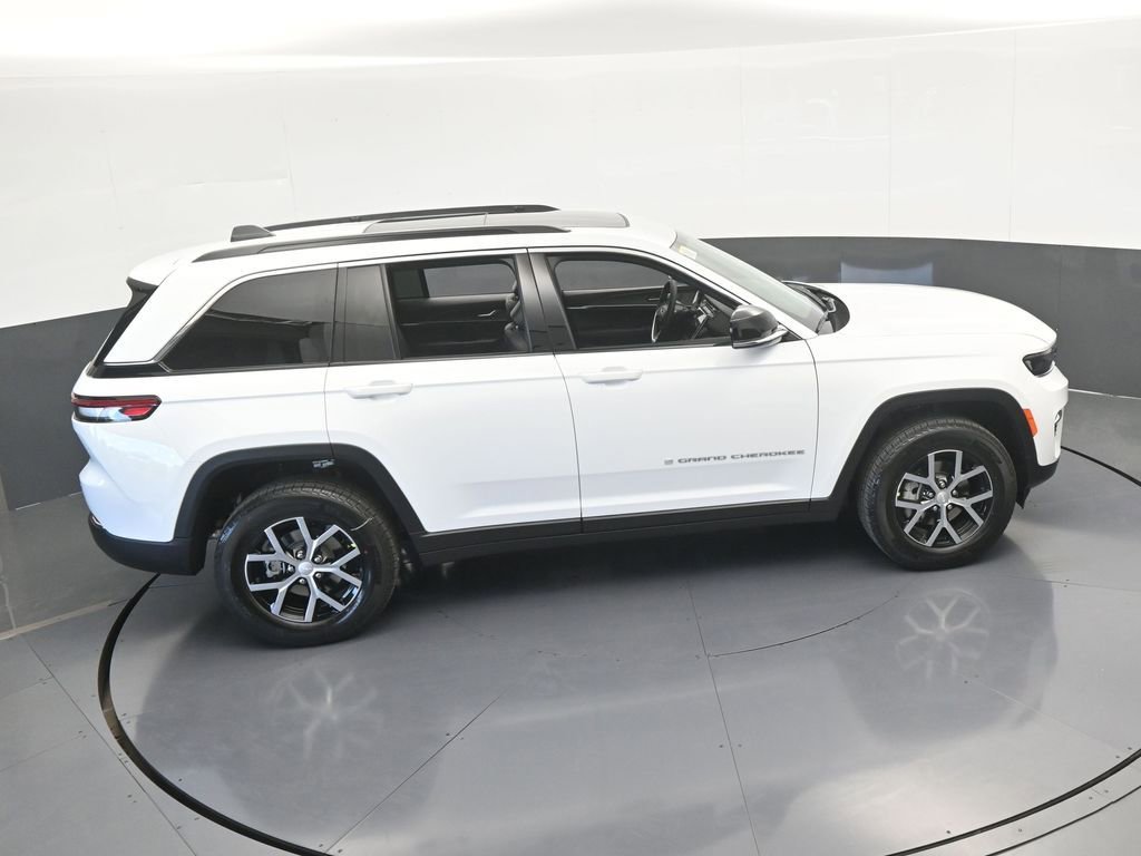 Used 2025 Jeep Grand Cherokee Limited image 47