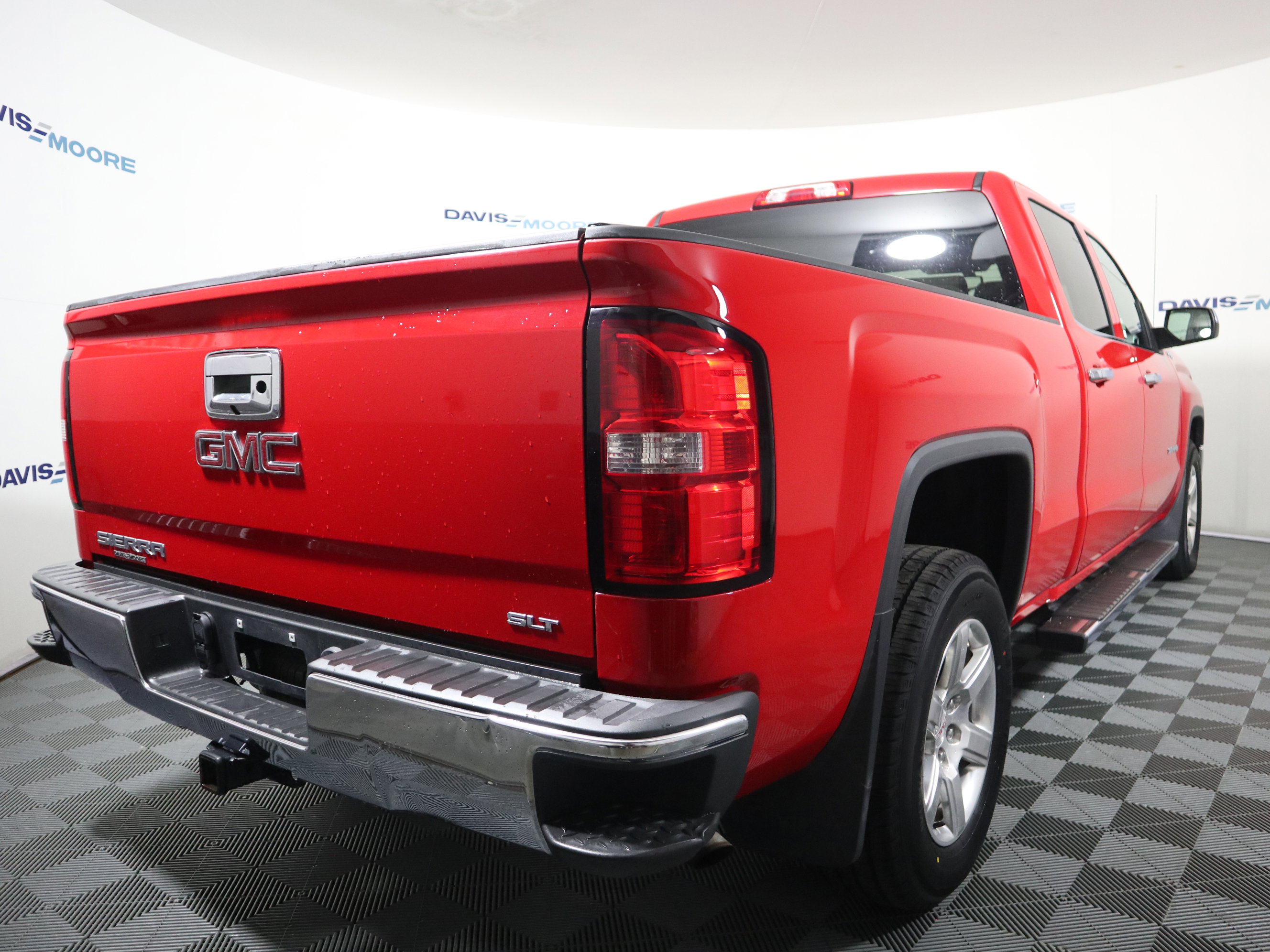 Used 2014 GMC Sierra 1500 SLT w/ Suspension Package, Off-Road image 5