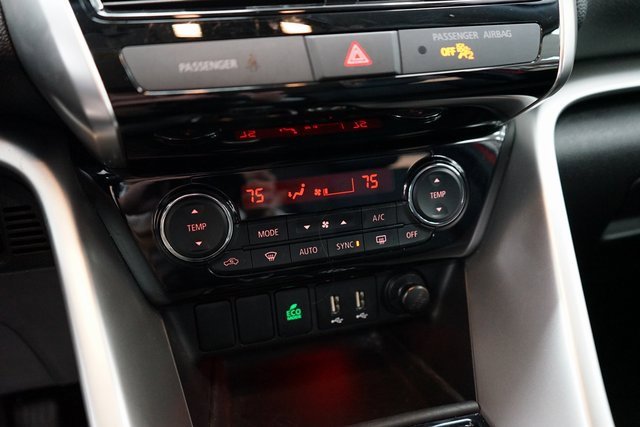 Used 2025 Mitsubishi Eclipse Cross SE image 37