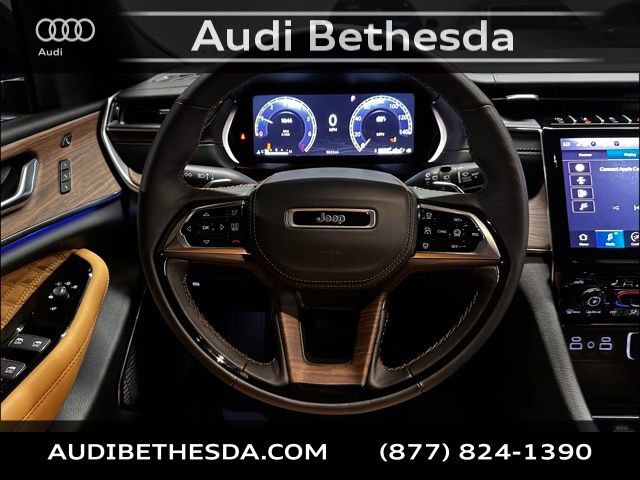 Used 2024 Jeep Grand Cherokee Summit image 16