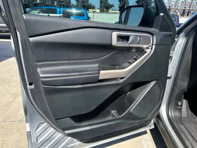 Used 2023 Ford Explorer XLT RWD image 10