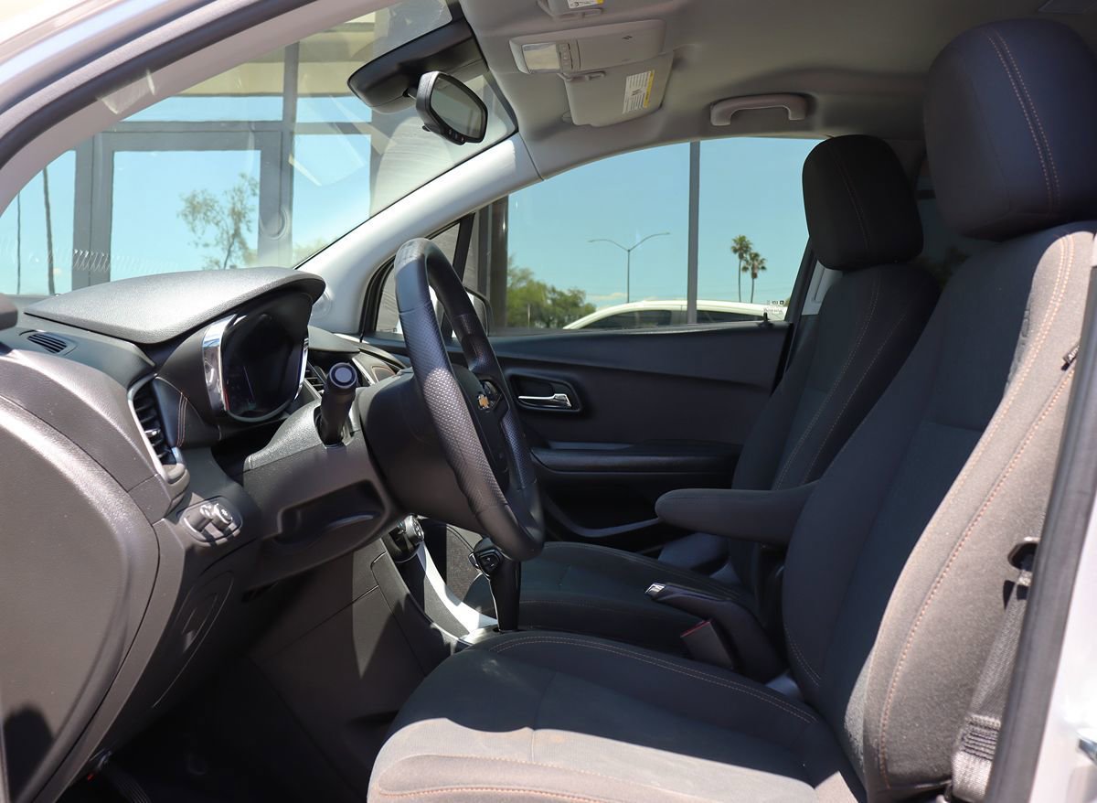 Used 2020 Chevrolet Trax LS w/ Tint and Cruise Package FWD image 38