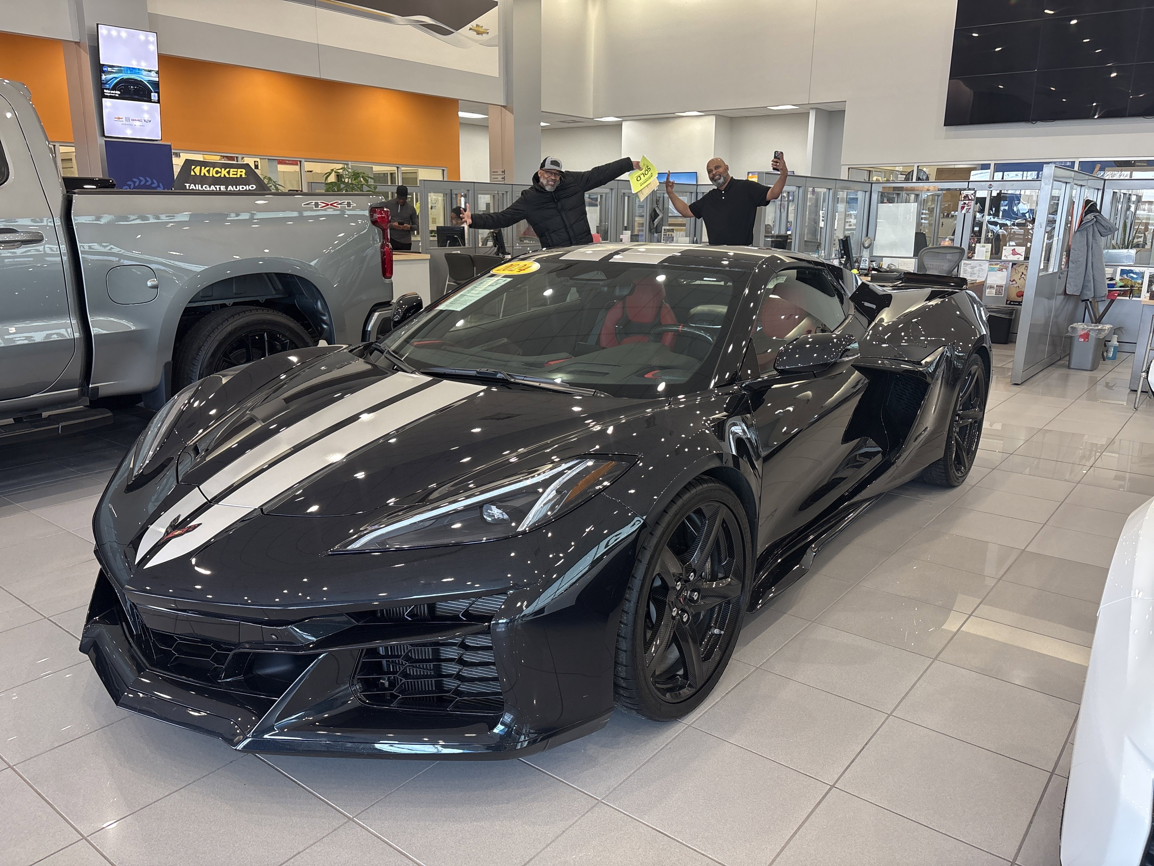 Used 2024 Chevrolet Corvette E-Ray w/ ZER Performance Package AWD/4WD image 4