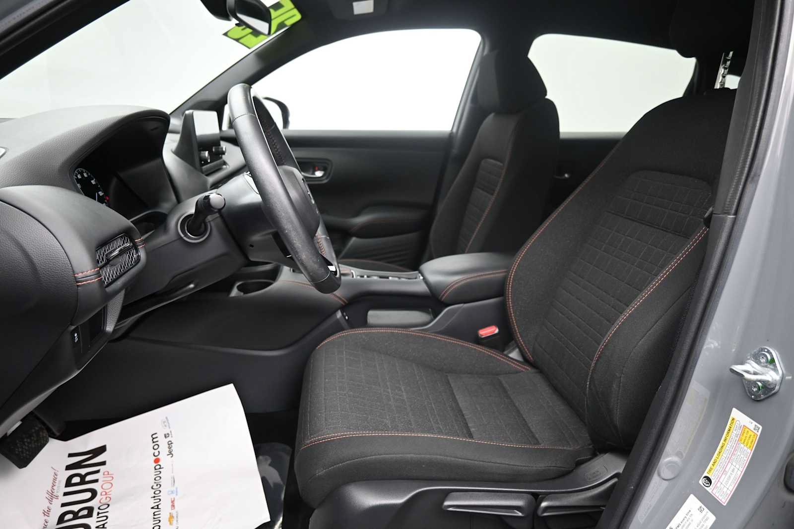 Used 2025 Honda HR-V Sport image 12