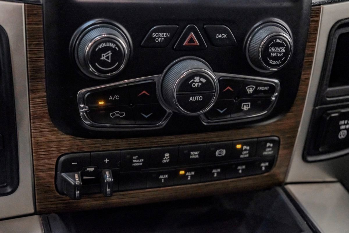 Used 2016 RAM 3500 Laramie image 27