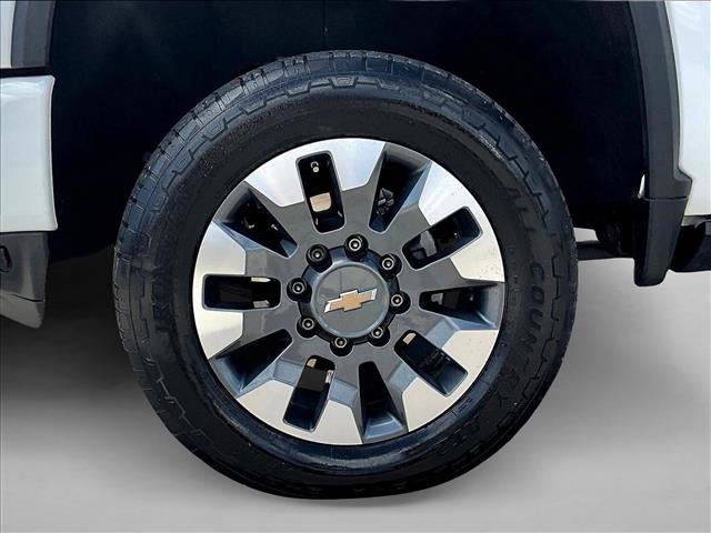 Used 2023 Chevrolet Silverado 3500 High Country w/ Z71 Off-Road Package AWD/4WD image 8