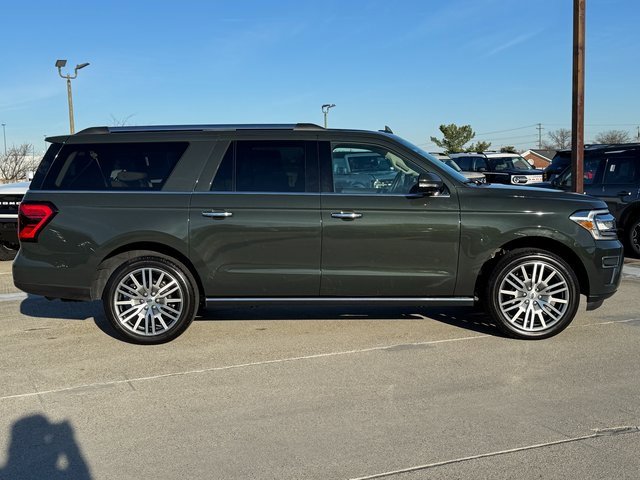 Used 2022 Ford Expedition Max Limited image 7