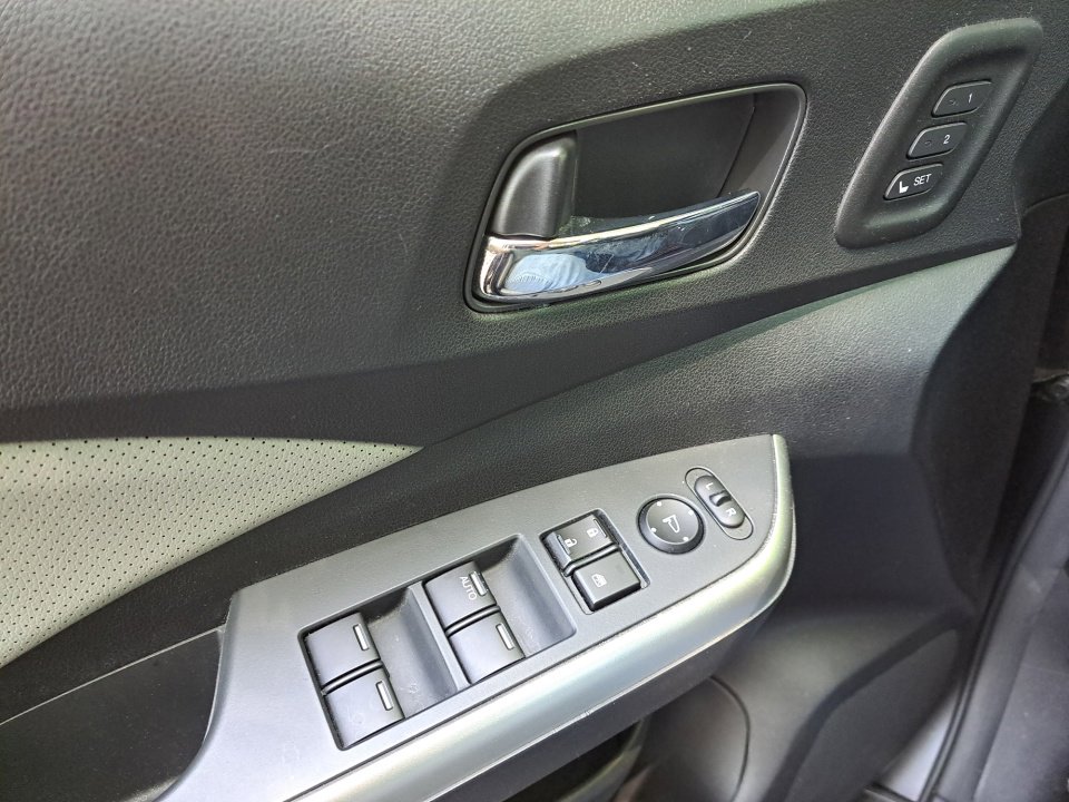 Used 2015 Honda CR-V Touring image 34
