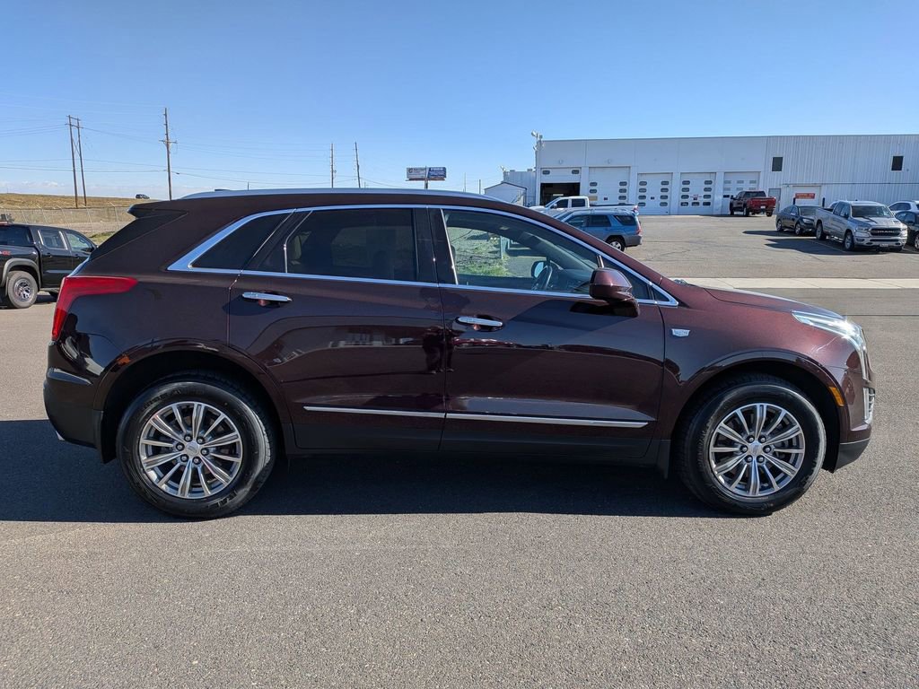 Used 2018 Cadillac XT5 Luxury w/ Driver Awareness Package AWD/4WD image 4