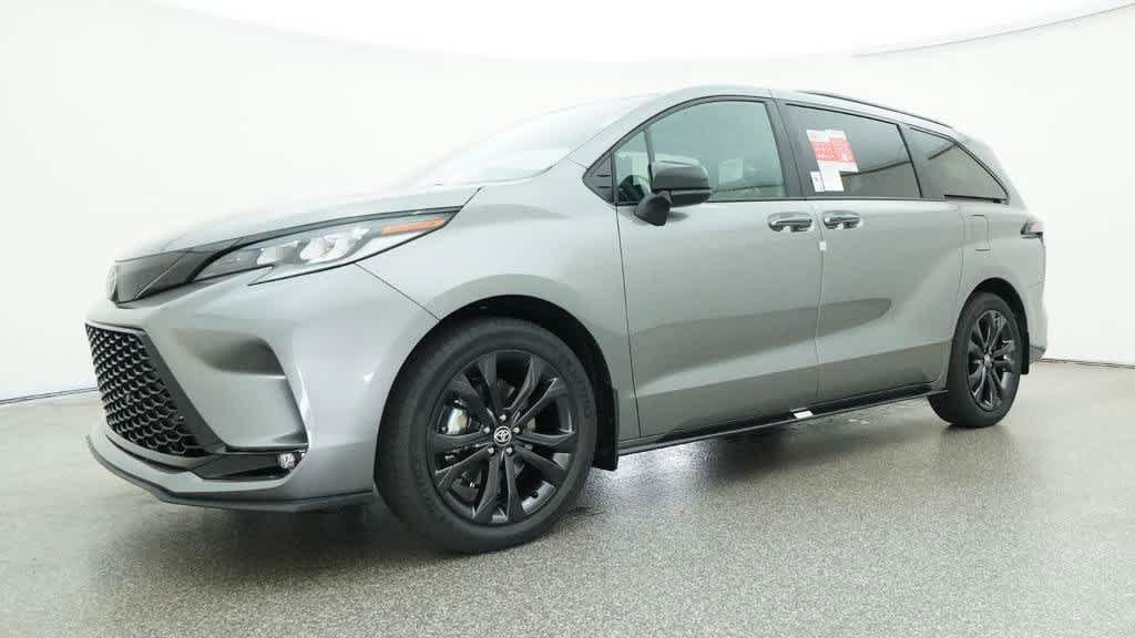 New 2026 Toyota Sienna XSE FWD image 20