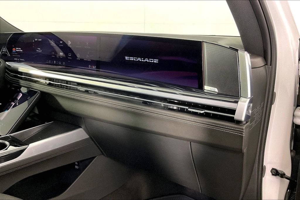 Used 2025 Cadillac Escalade Sport w/ Touring Package image 22