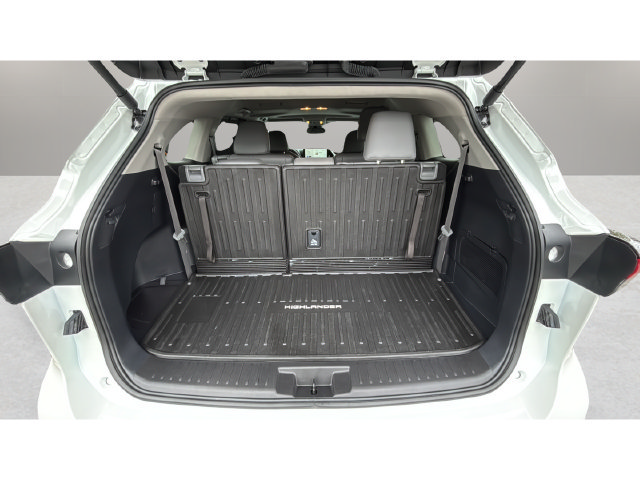 Used 2026 Toyota Highlander XLE AWD/4WD image 32