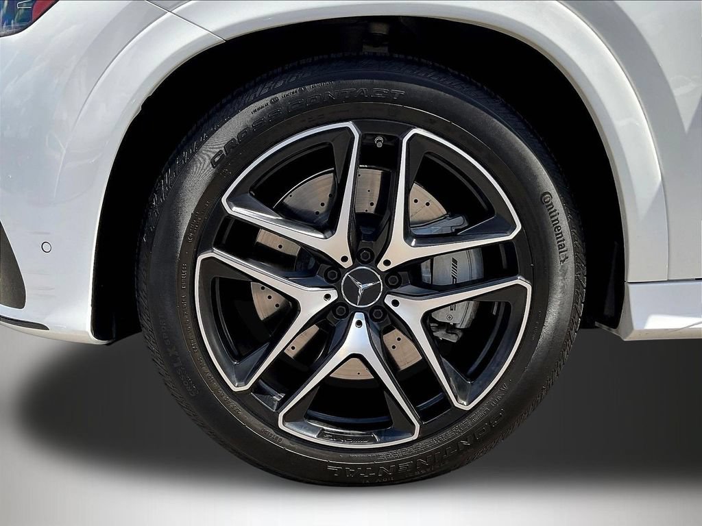 Certified 2025 Mercedes-Benz GLE 53 AMG 4MATIC Coupe w/ AMG Night Package image 36