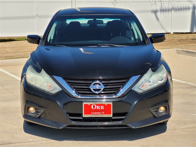Used 2017 Nissan Altima 2.5 SV image 2