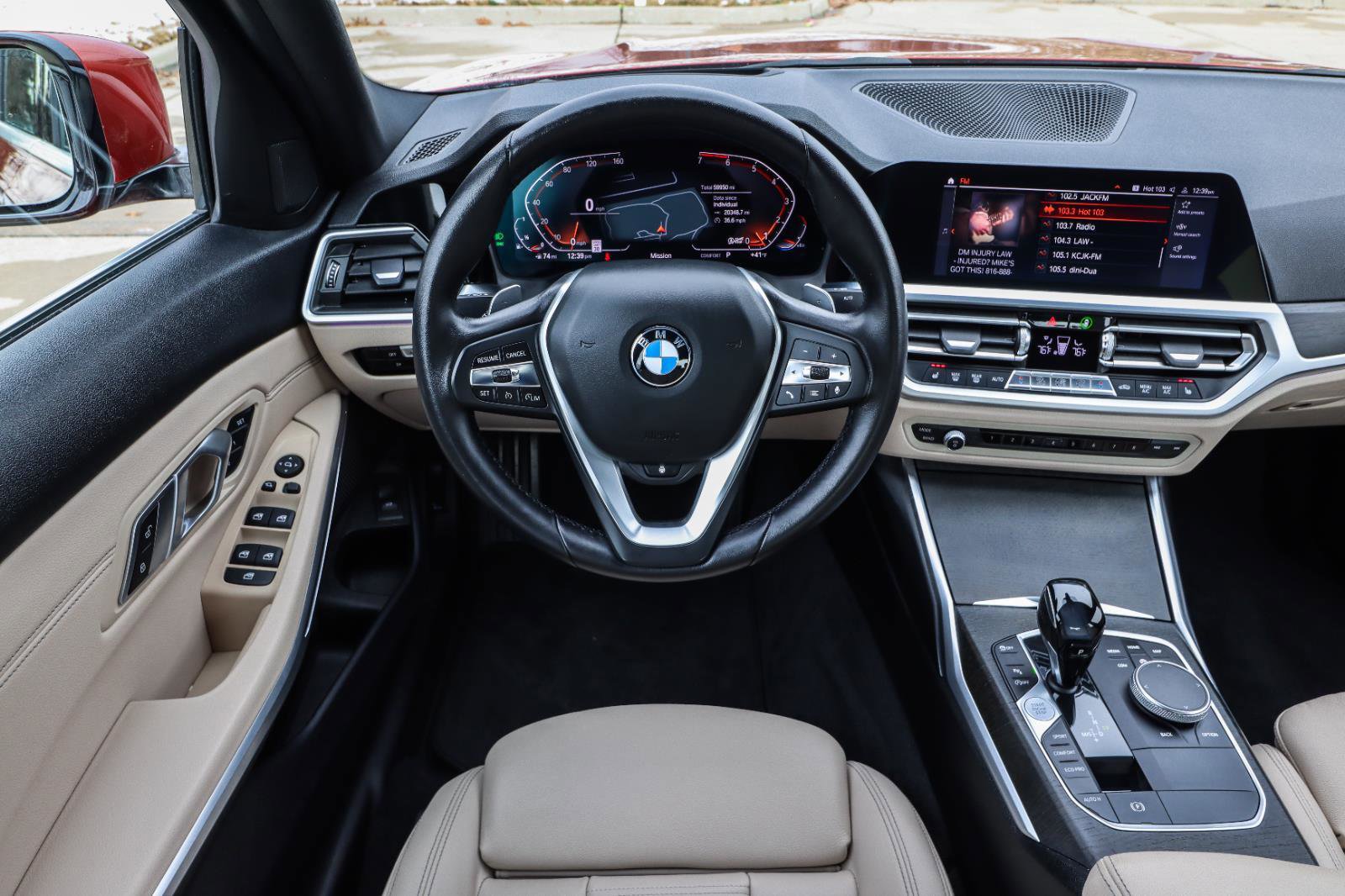 Used 2019 BMW 330i xDrive Sedan w/ Premium Package image 24