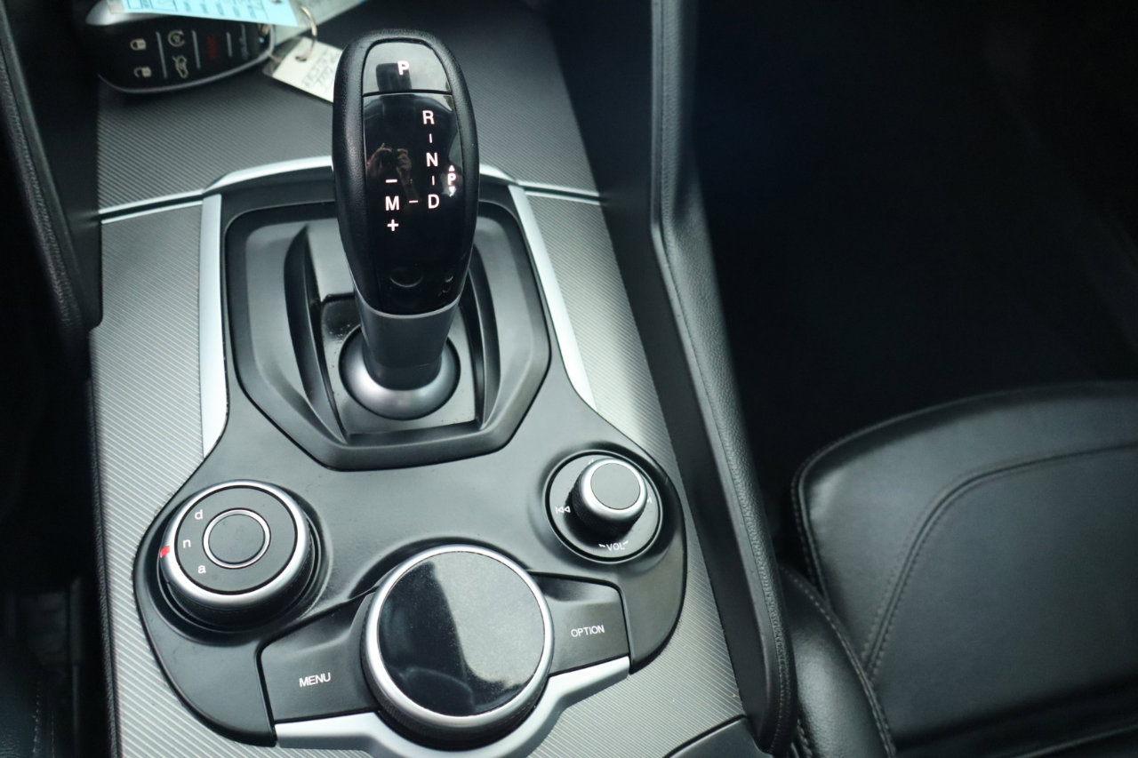 Used 2018 Alfa Romeo Giulia Ti Sport w/ Quick Order Package 22S Sport image 21