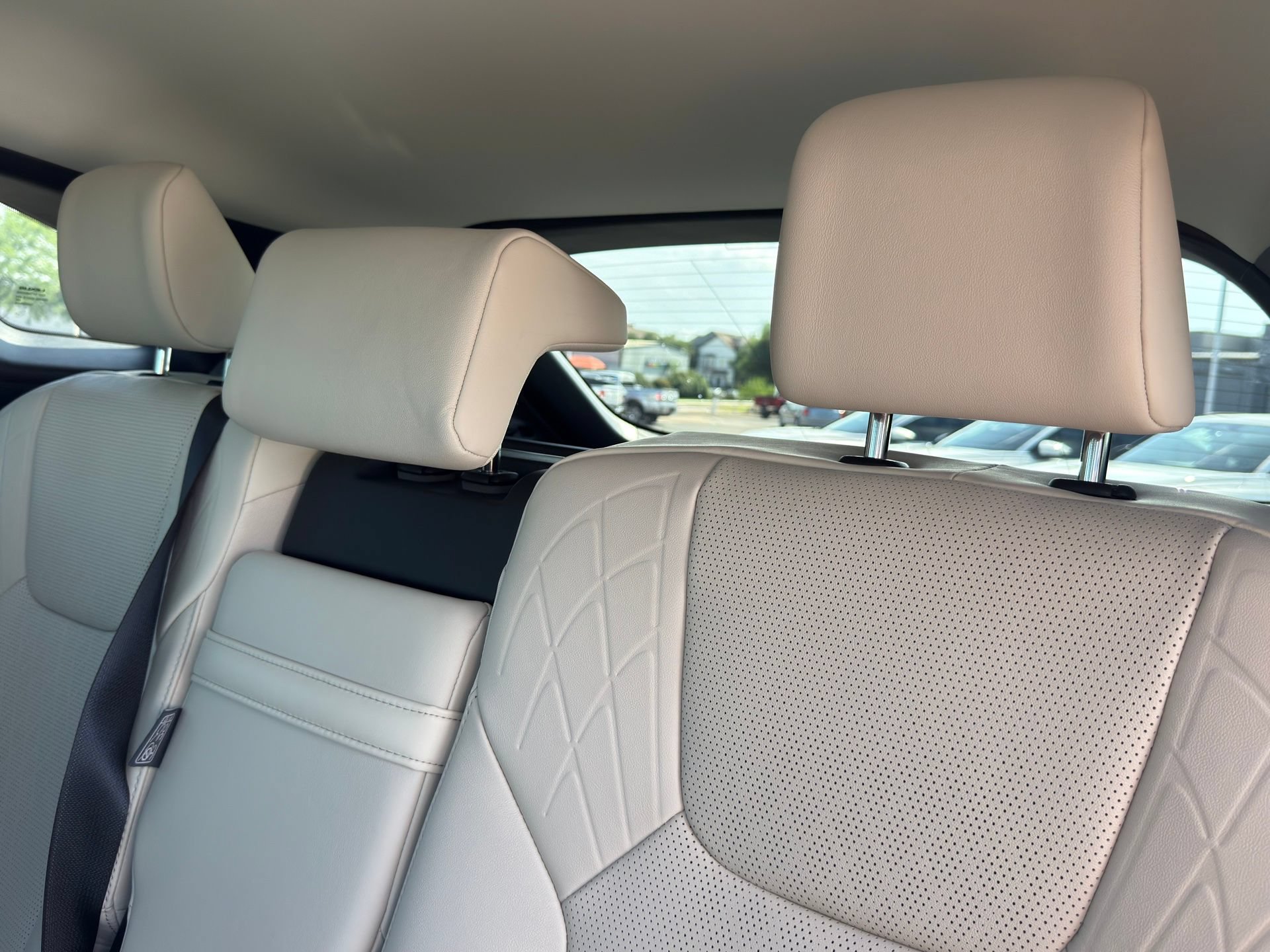 Used 2024 Lexus RX 350h AWD/4WD image 26