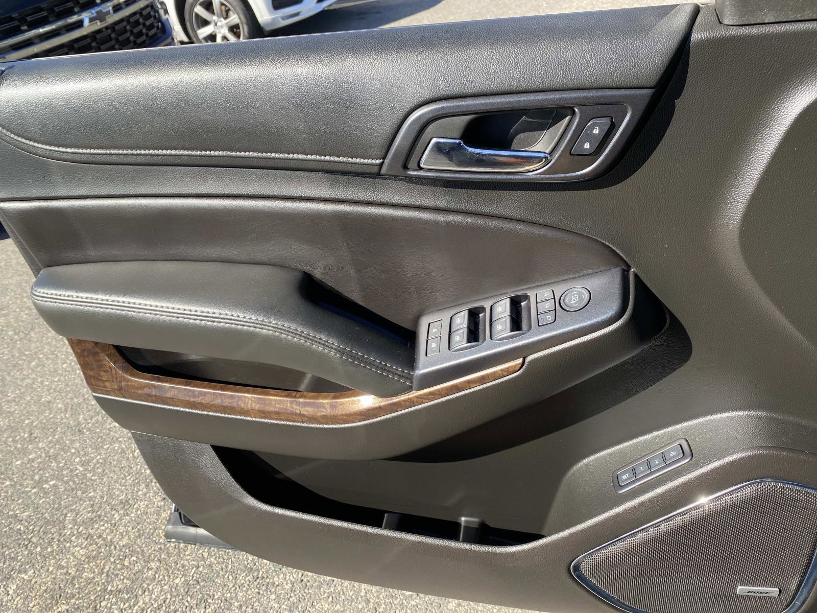 Used 2018 Chevrolet Tahoe LT w/ Luxury Package image 22