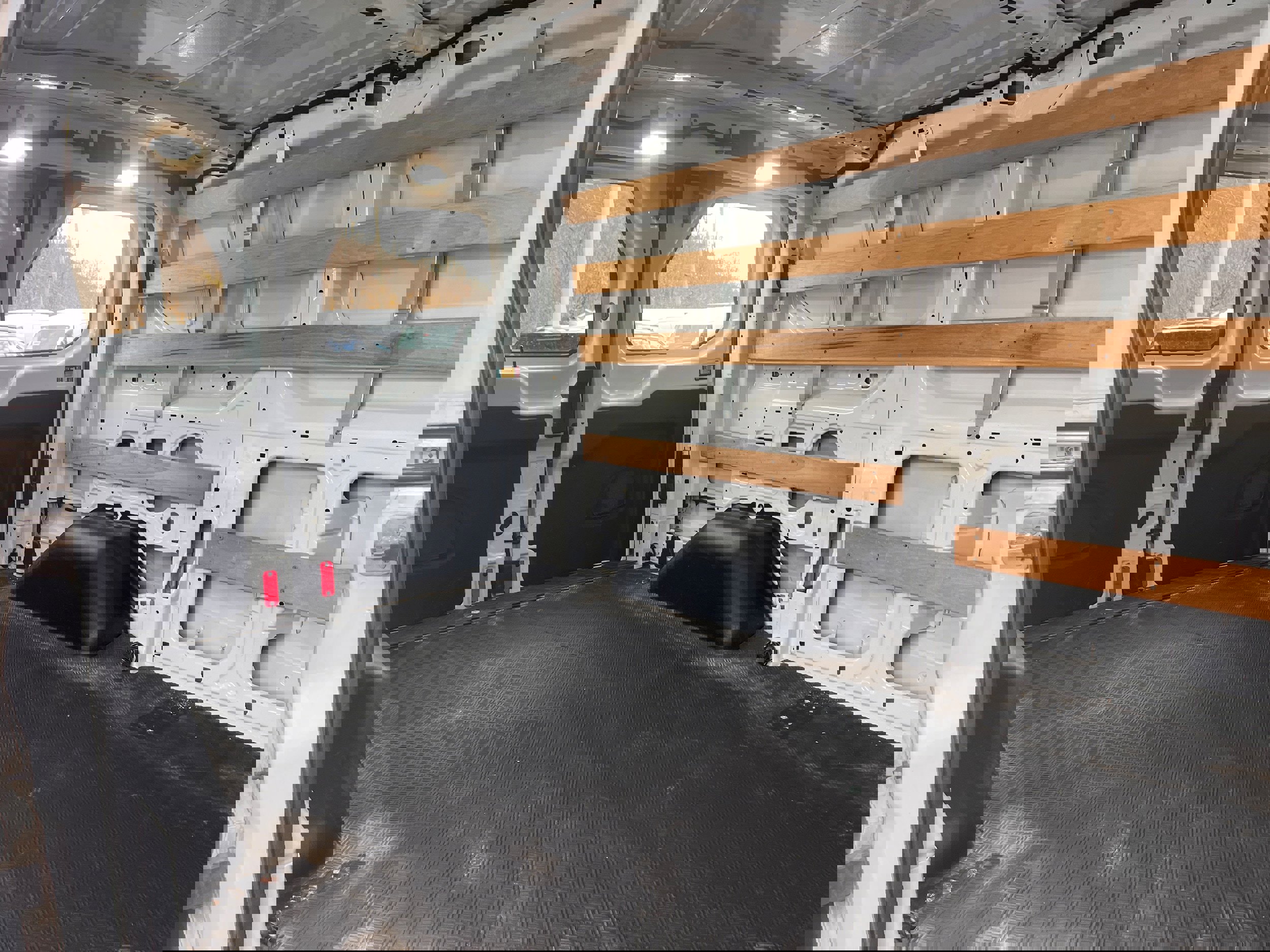 Used 2018 Ford Transit 250 130 Low Roof w/ Exterior Upgrade Package image 10