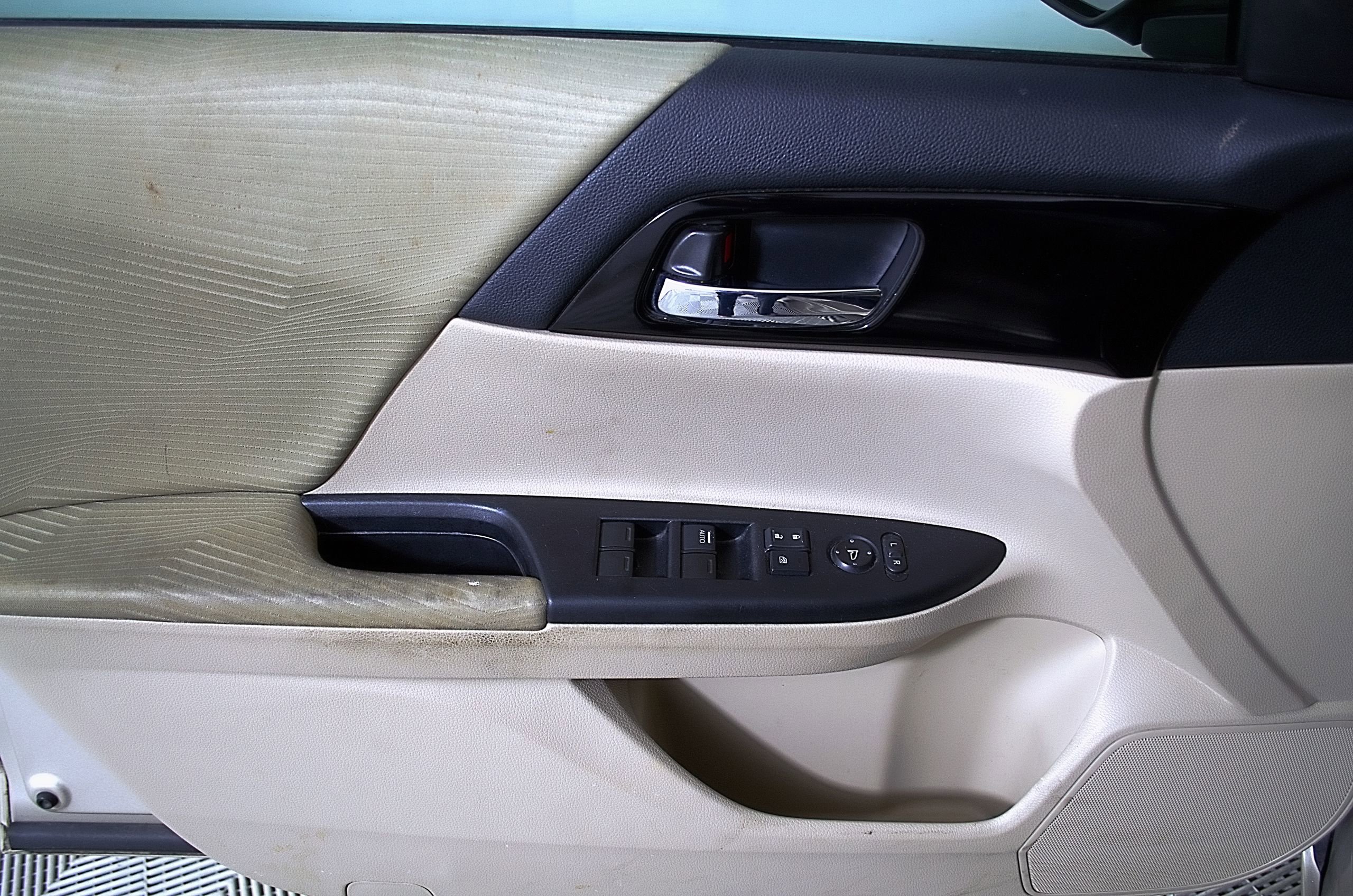 Used 2016 Honda Accord LX image 15
